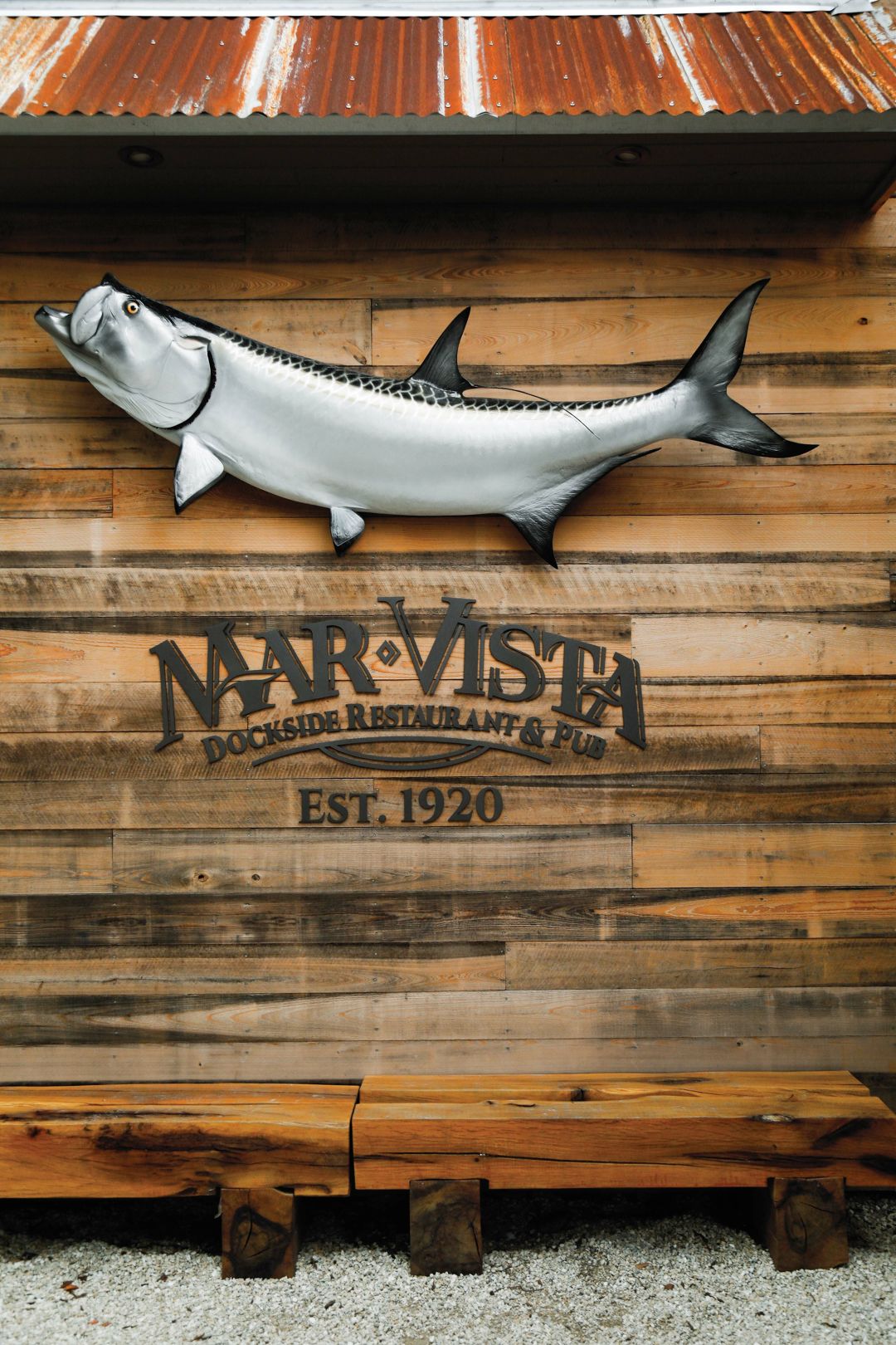Mar Vista Dockside Restaurant & Pub